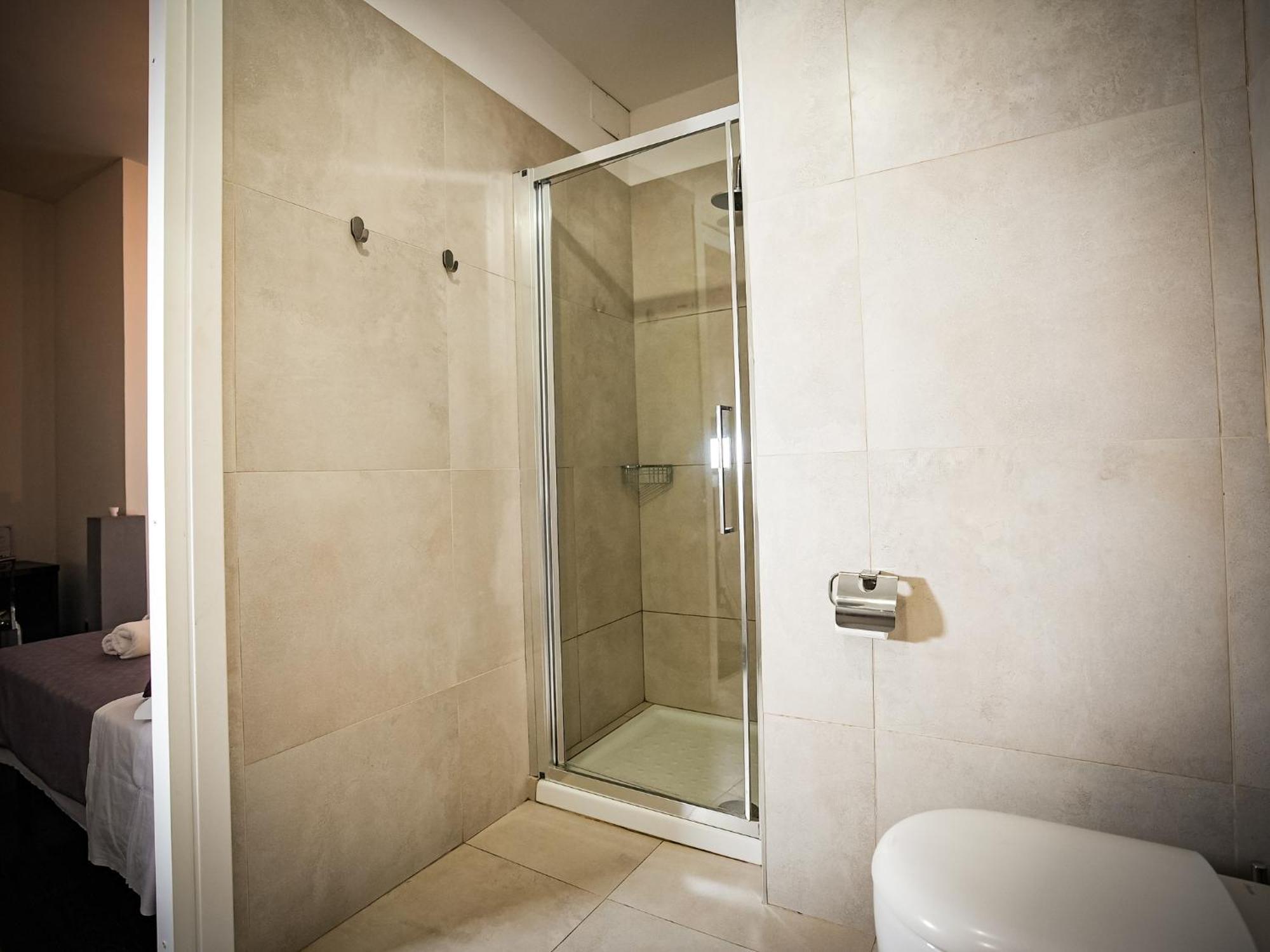 Camera Tripla con Bagno Privato Interno